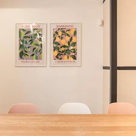 Appartamento Design Architect Loft For 10 Guests Near Metro