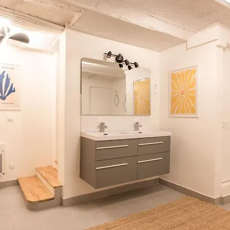 Design Architect Loft For 10 Guests Near Metro Appartamento
