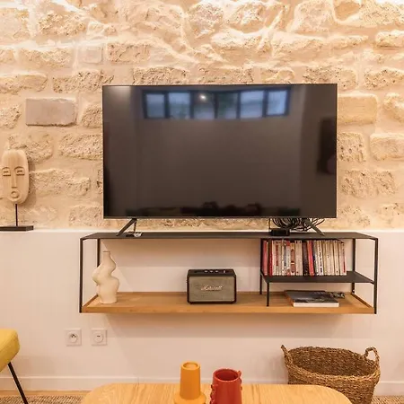 Design Architect Loft For 10 Guests Near Metro Parigi