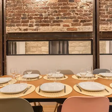 Design Architect Loft For 10 Guests Near Metro Appartamento